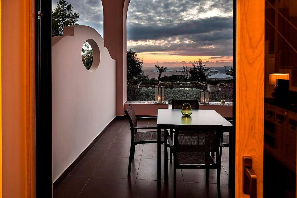 Tenuta Del Poggio Antico Forio di Ischia Pokój zdjęcie